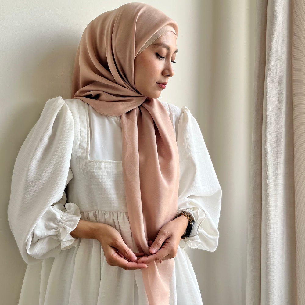 Image of Eclemix Dinara Plain Hijab | Hijab Polos Segiempat Paris Japan Premium